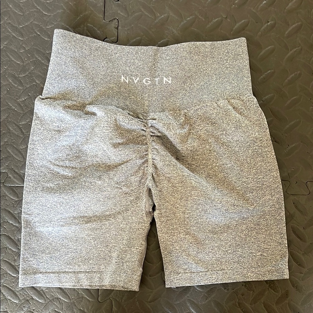 NVGTN Women's Gray Scrunch Seamless Shorts
